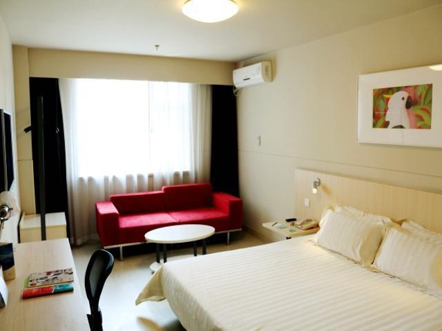 Jinjiang Inn Changchun Hongqi Street Zewnętrze zdjęcie