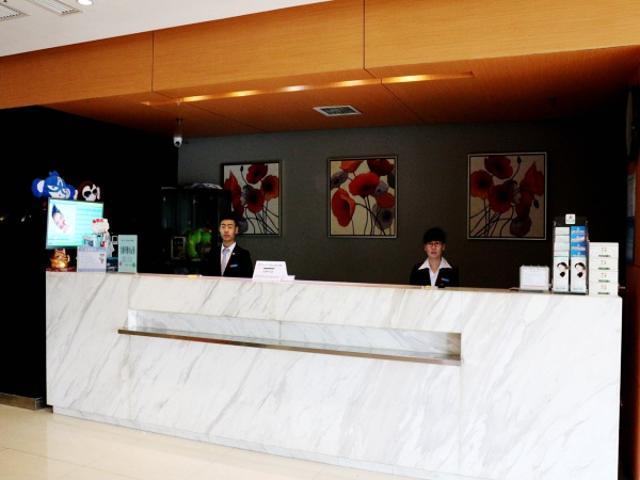 Jinjiang Inn Changchun Hongqi Street Zewnętrze zdjęcie